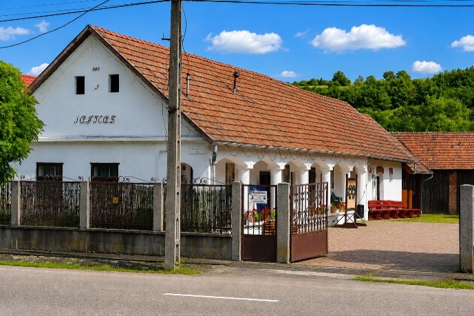 Tájház